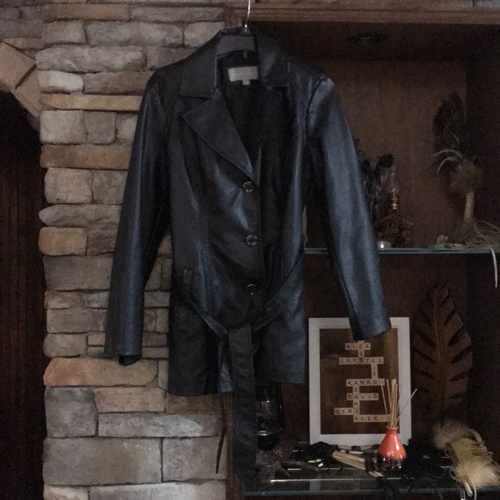 Light weight Valerie Stevens coat